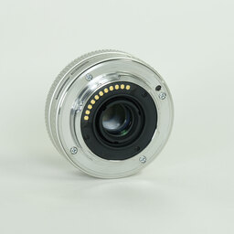 OLYMPUS M.ZUIKO DIGITAL 17mm F2.8 シルバー