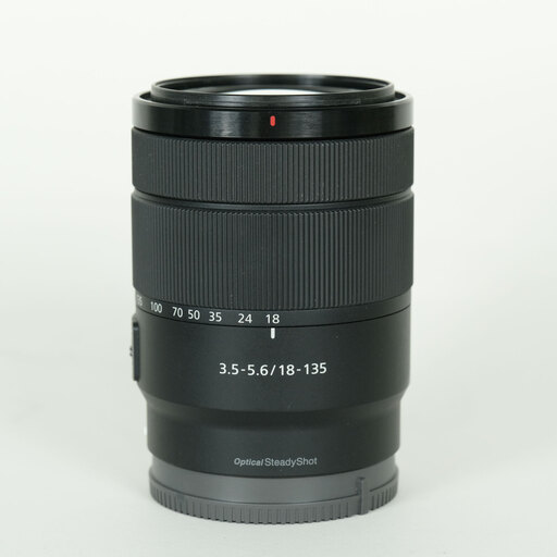 SONY E 18-135mm F3.5-5.6 OSS SEL18135