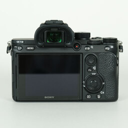 SONY α7 III(ILCE-7M3) SONY α7 III(ILCE-7M3)