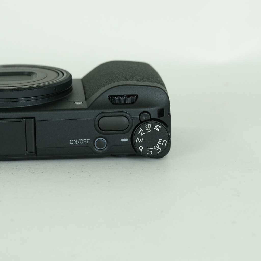 RICOH GR IV Monochrome