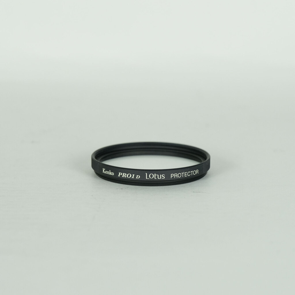 Canon RF50mm F1.8 STM Canon RF50mm F1.8 STM