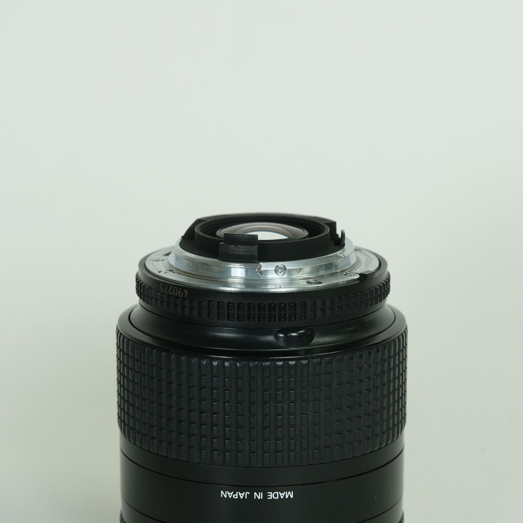 Nikon AF 28-105mm F3.5-4.5D