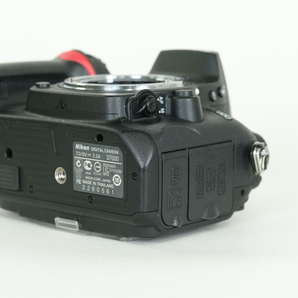 Nikon D7000