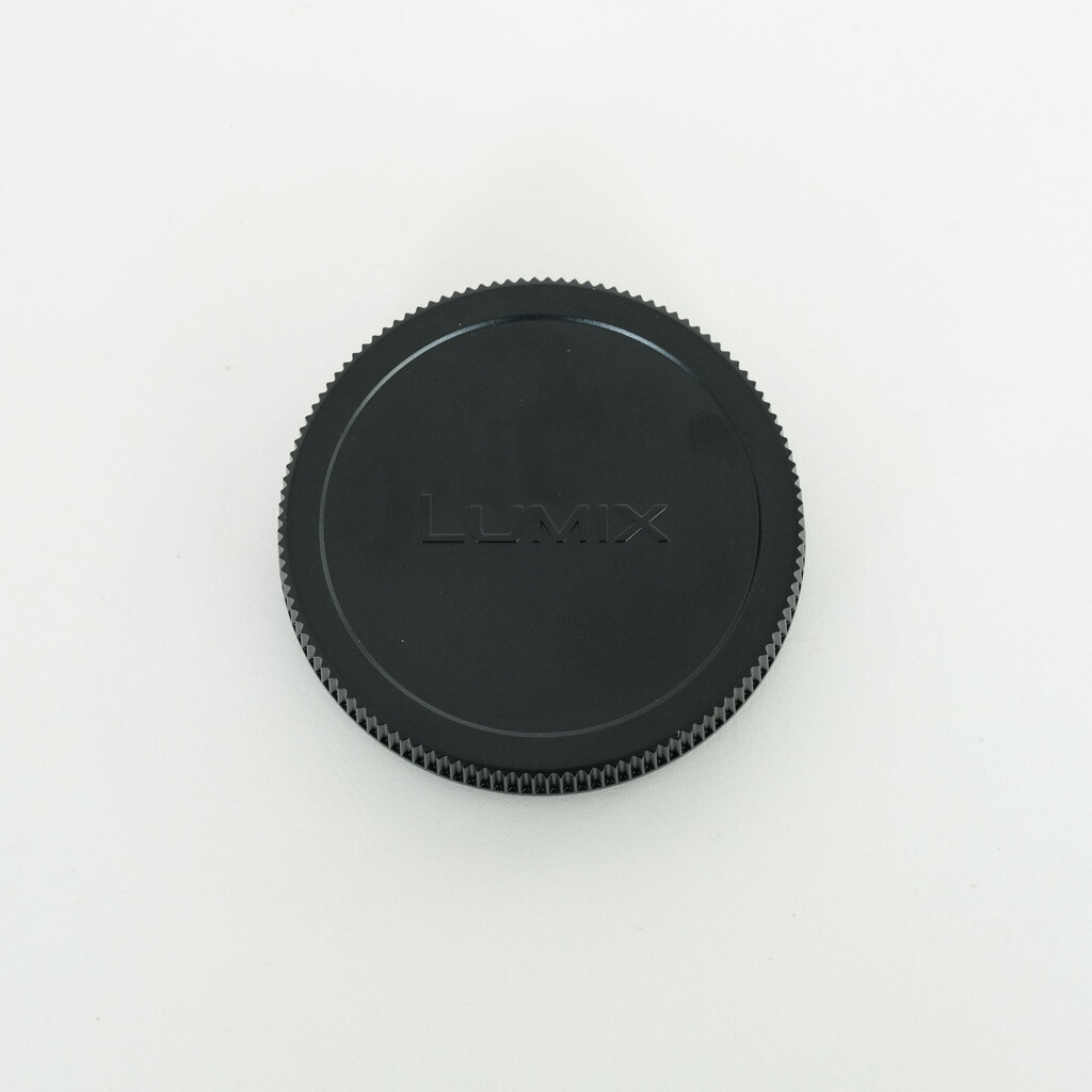 Panasonic LUMIX S PRO 24-70mm F2.8 Panasonic LUMIX S PRO 24-70mm F2.8