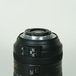 Nikon AF-S DX NIKKOR 18-300mm f/3.5-6.3G ED VR