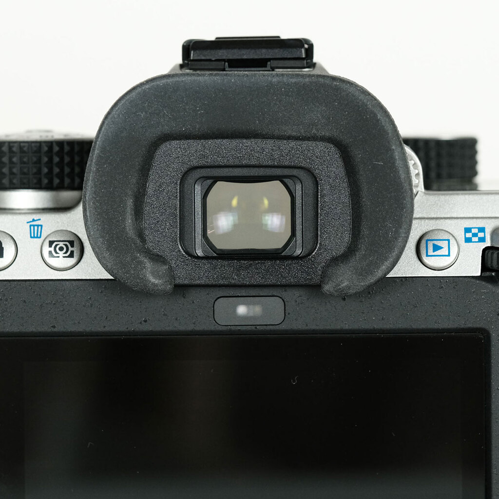 PENTAX K-3 Mark III ボディ シルバー