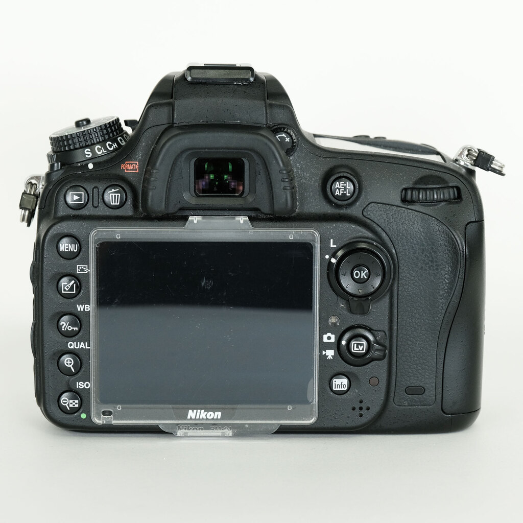 Nikon D610