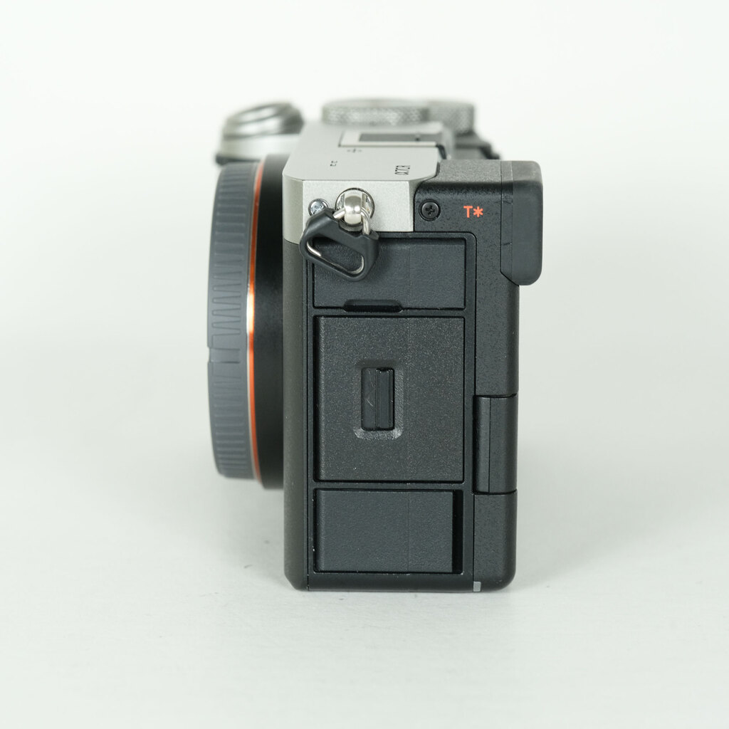 SONY ��7C R�iILCE-7CR�j [�{�f�B �V���o�[]