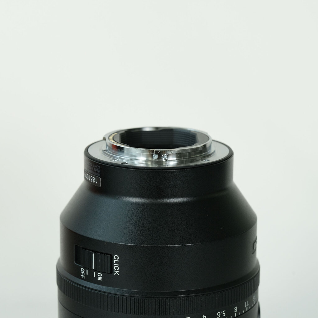 SONY FE 135mm F1.8 GM SEL135F18GMの出品 | ONE SCENE（ワンシーン）