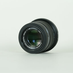 OLYMPUS M.ZUIKO DIGITAL 45mm F1.8