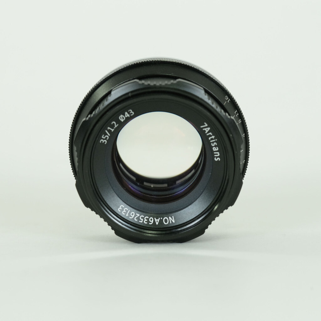 七工匠 7Artisans 35mm F1.2 (フジフイルムX用) ブラックの出品 | ONE