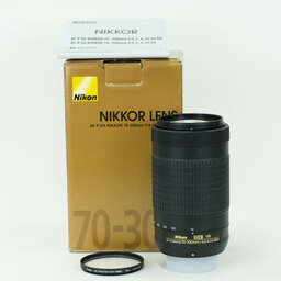 Nikon AF-P DX NIKKOR 70-300mm f/4.5-6.3G ED VR Nikon AF-P DX NIKKOR 70-300mm f/4.5-6.3G ED VR