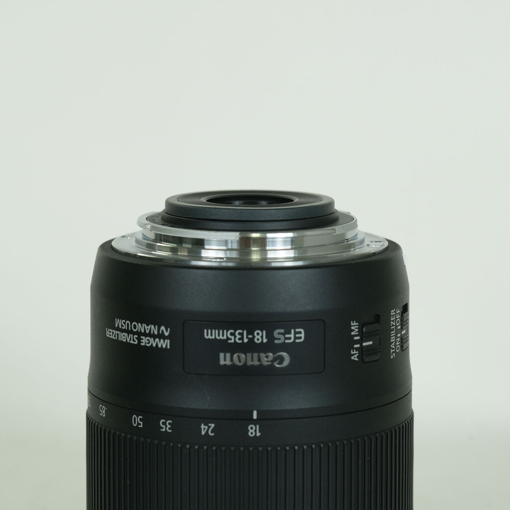 Canon EF-S18-135mm F3.5-5.6 IS USM
