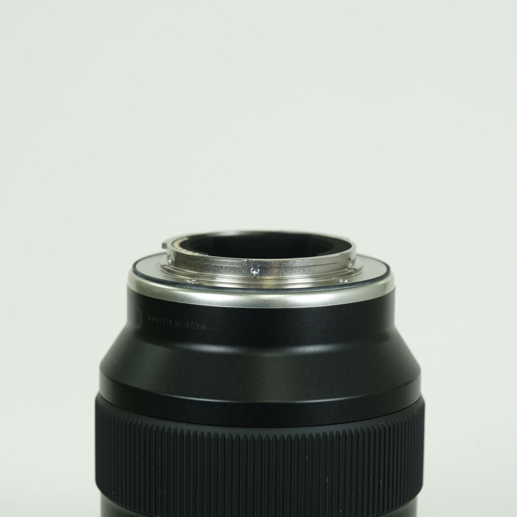 TAMRON 50-300mm F/4.5-6.3 Di III VC VXD (Model A069) [ソニーE用]