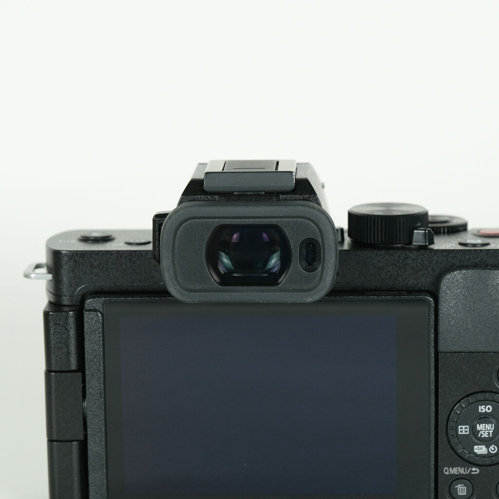 Panasonic LUMIX DC-G100D ボディの出品 | ONE SCENE（ワンシーン）