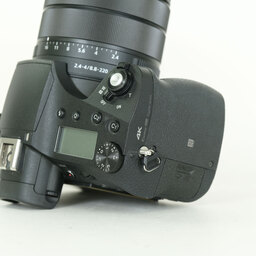 SONY Cyber-shot DSC-RX10M4