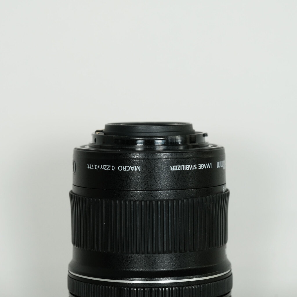 Canon EF-S10-18mm F4.5-5.6 IS STM