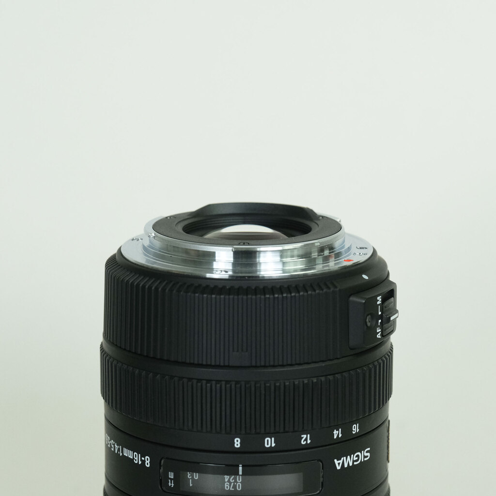SIGMA 8-16mm F4.5-5.6DC HSM (キヤノンEF用)