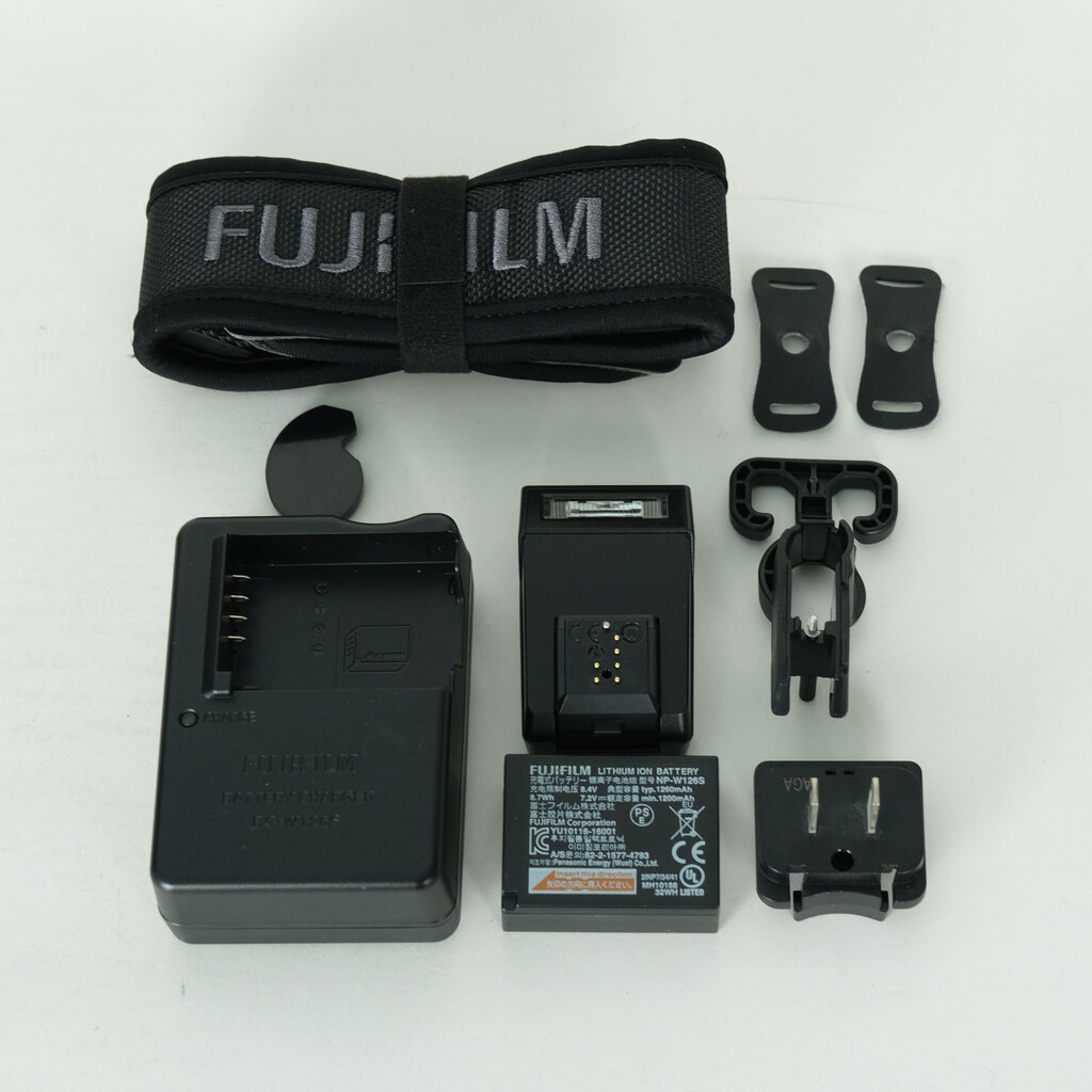 FUJIFILM X-H1