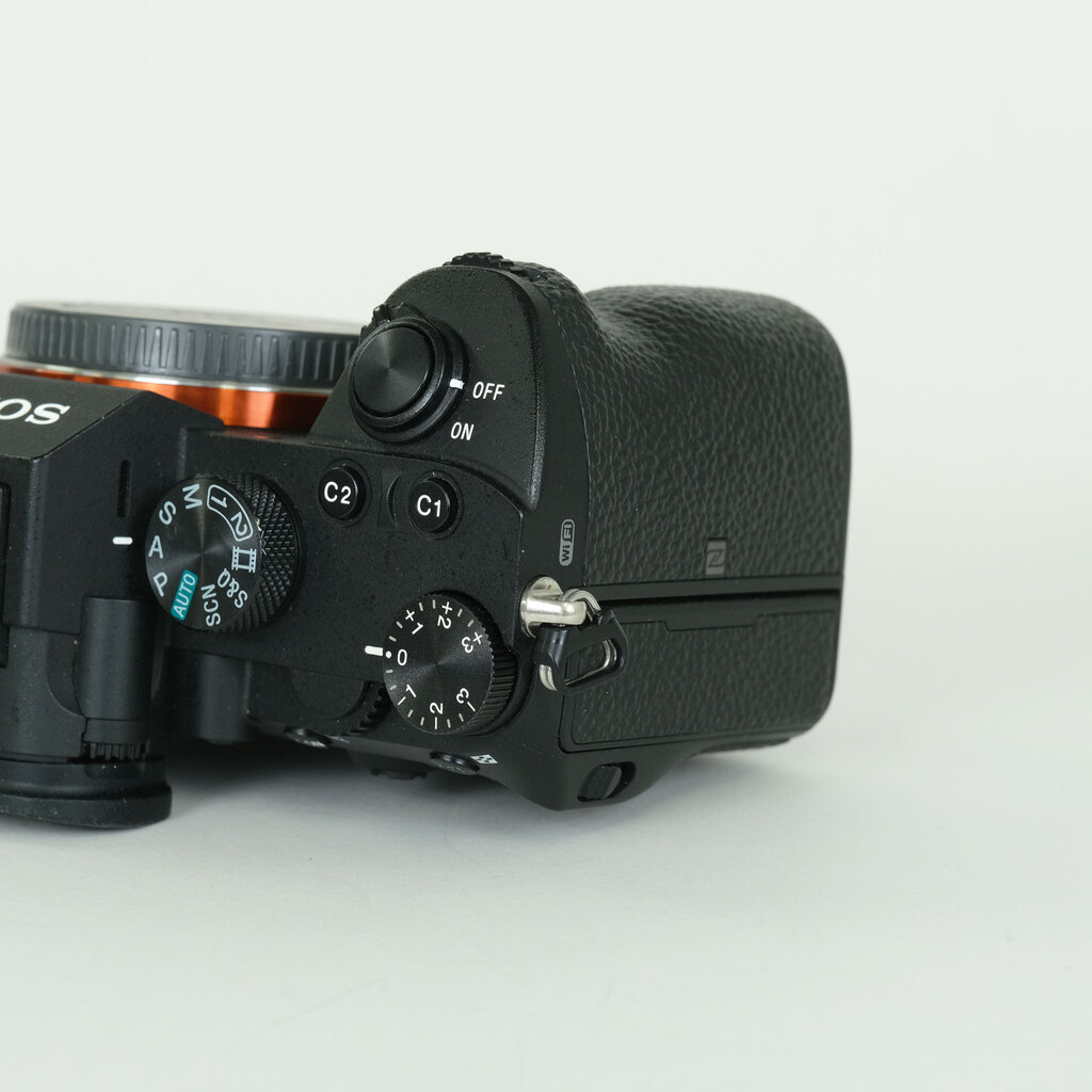 SONY α7 III(ILCE-7M3) SONY α7 III(ILCE-7M3)