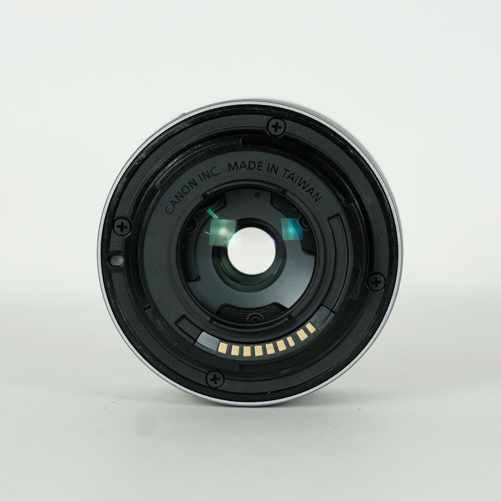 Canon EF-M15-45mm F3.5-6.3 IS STM