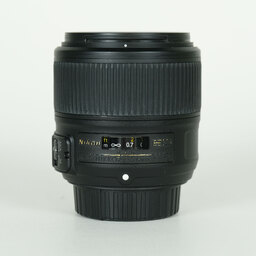 Nikon AF-S NIKKOR 35mm f/1.8G ED Nikon AF-S NIKKOR 35mm f/1.8G ED