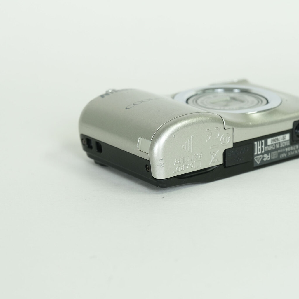 Nikon COOLPIX A10 シルバー