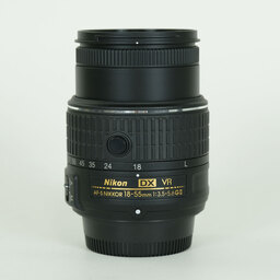 Nikon AF-S DX NIKKOR 18-55mm f3.5-5.6G VR II Nikon AF-S DX NIKKOR 18-55mm f3.5-5.6G VR II