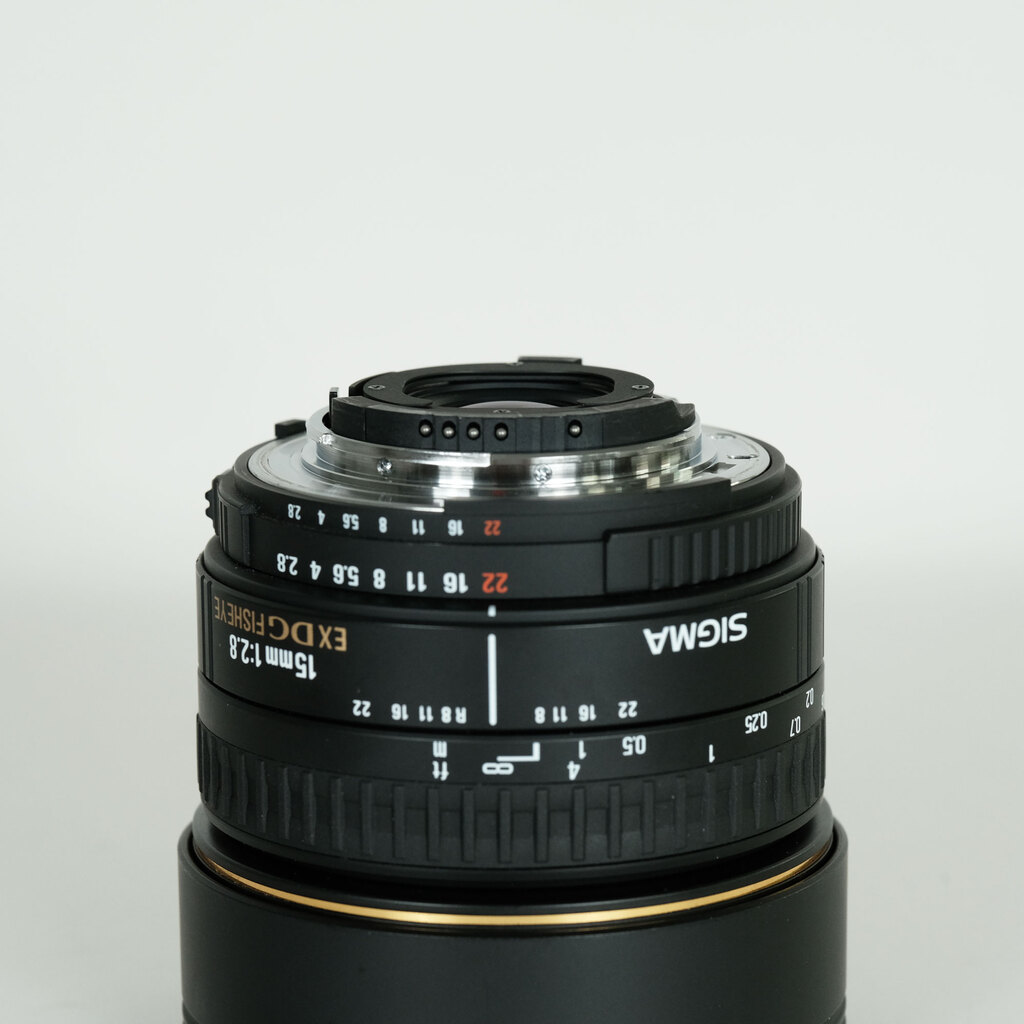 SIGMA 15mm F2.8EX DG DIAGONAL FISHEYE (ニコンF用)