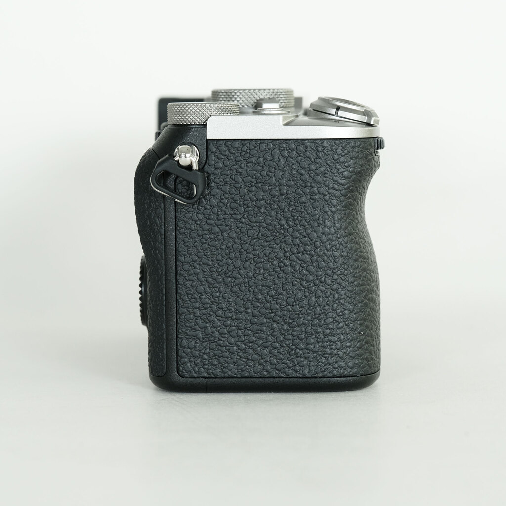 SONY α7C II（ILCE-7CM2）