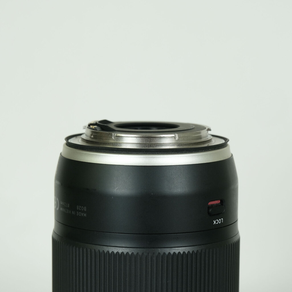 TAMRON 18-400mm F/3.5-6.3 Di II VC HLD (Model B028) [キヤノン用]