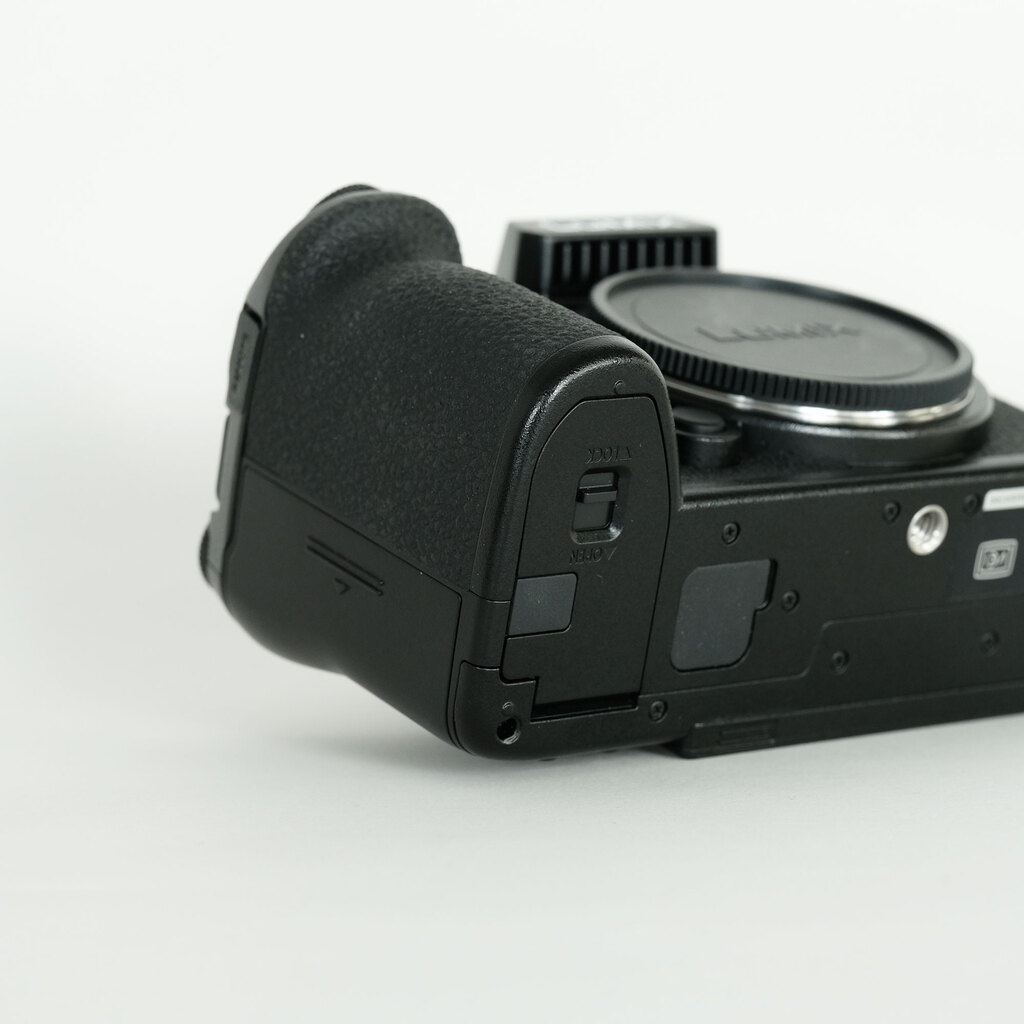 Panasonic LUMIX S5II DC-S5M2