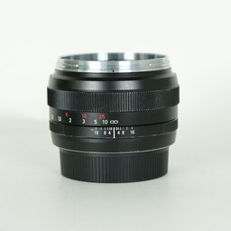 Carl Zeiss Planar T* 50mm F1.4 ZE [キヤノンEF用]