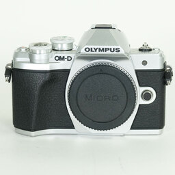 OLYMPUS OM-D E-M10 Mark III