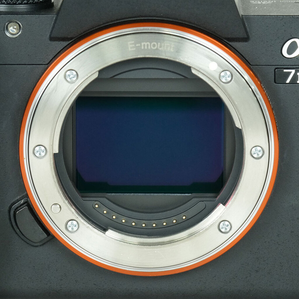 SONY α7 III（ILCE-7M3）の出品 | ONE SCENE（ワンシーン）