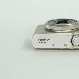FUJIFILM XF10 シャンパンゴールド