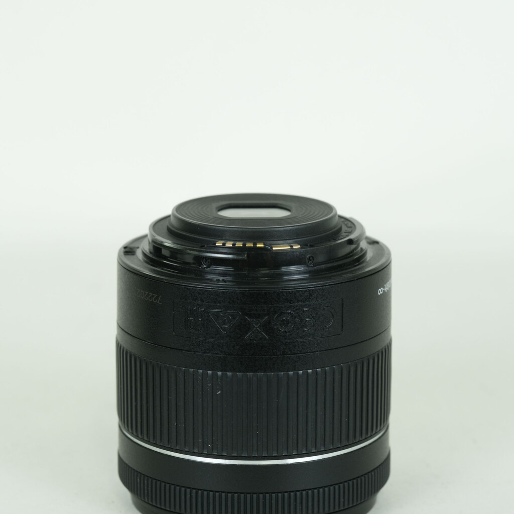 Canon EF-S18-55mm F4-5.6 IS STM