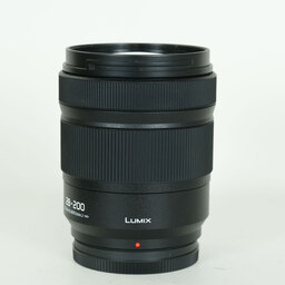 Panasonic LUMIX S 28-200mm F4-7.1 MACRO O.I.S. Panasonic LUMIX S 28-200mm F4-7.1 MACRO O.I.S.