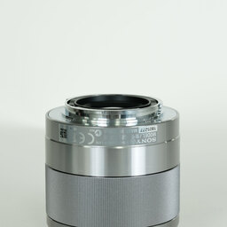 SONY E 50mm F1.8 OSS SEL50F18