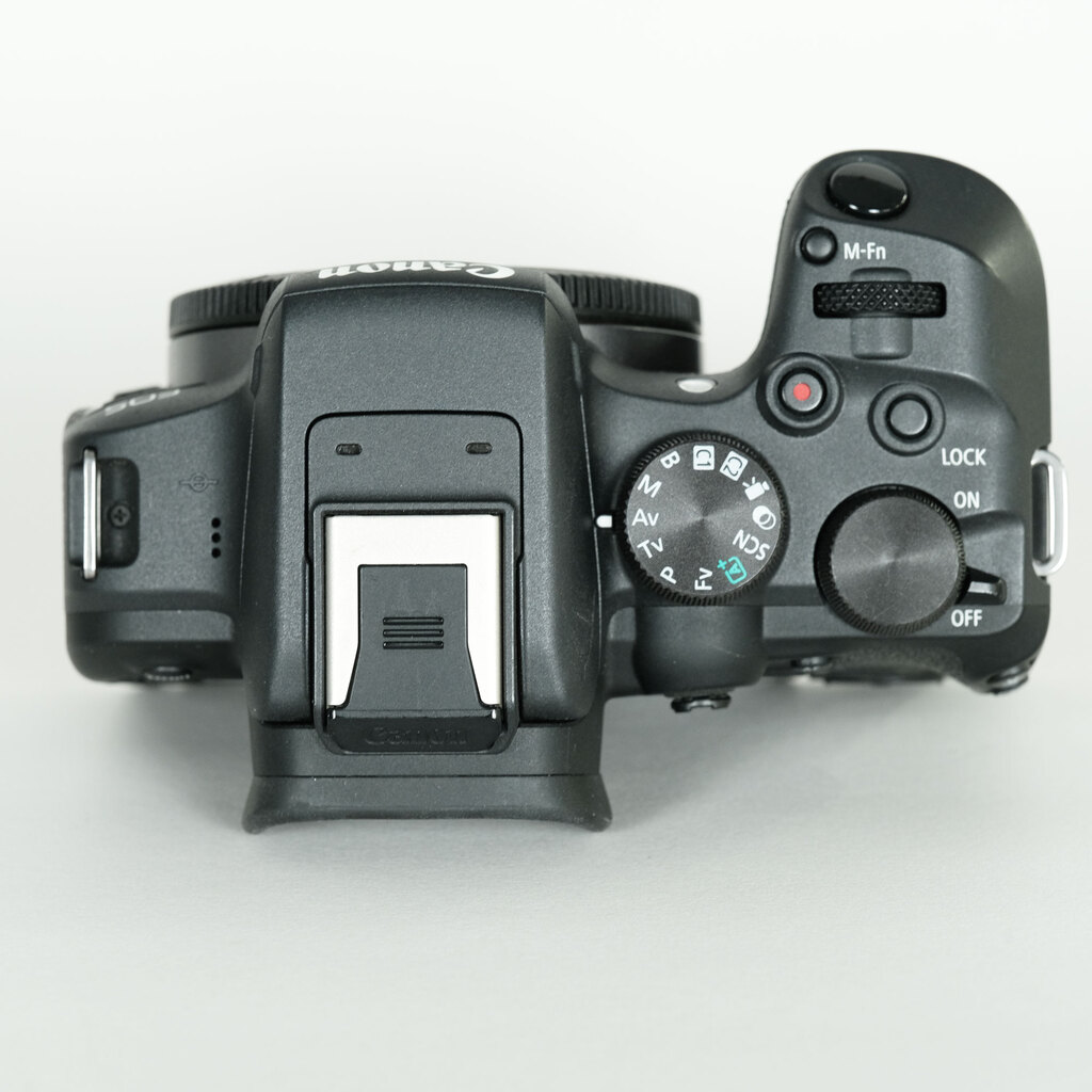 Canon EOS R10 Canon EOS R10