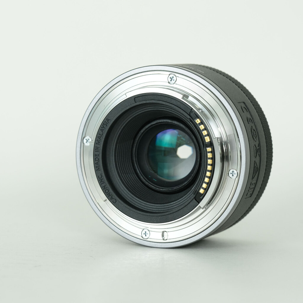 Canon RF50mm F1.8 STMの出品 | ONE SCENE（ワンシーン）