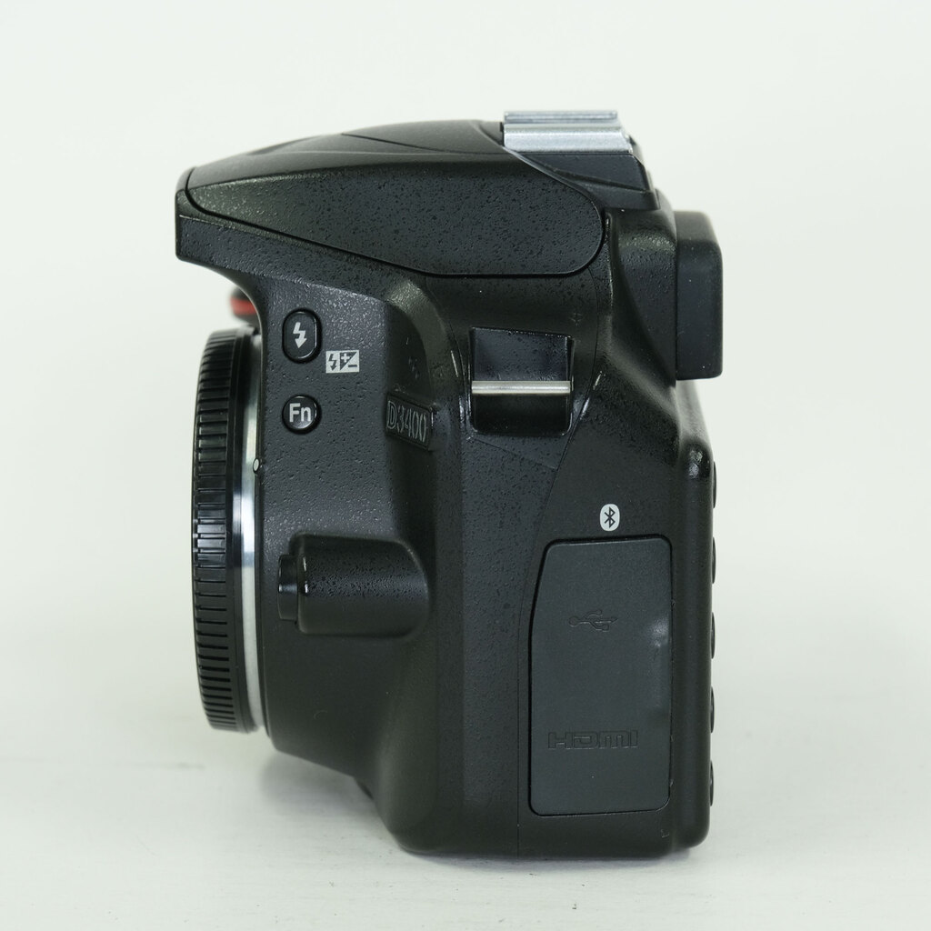 Nikon D3400