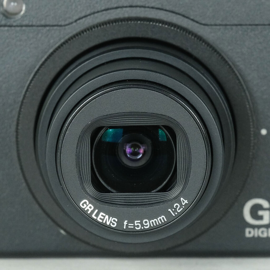 RICOH GR DIGITAL IIの出品 | ONE SCENE（ワンシーン）