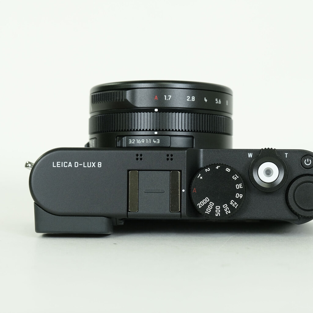 Leica D-LUX8
