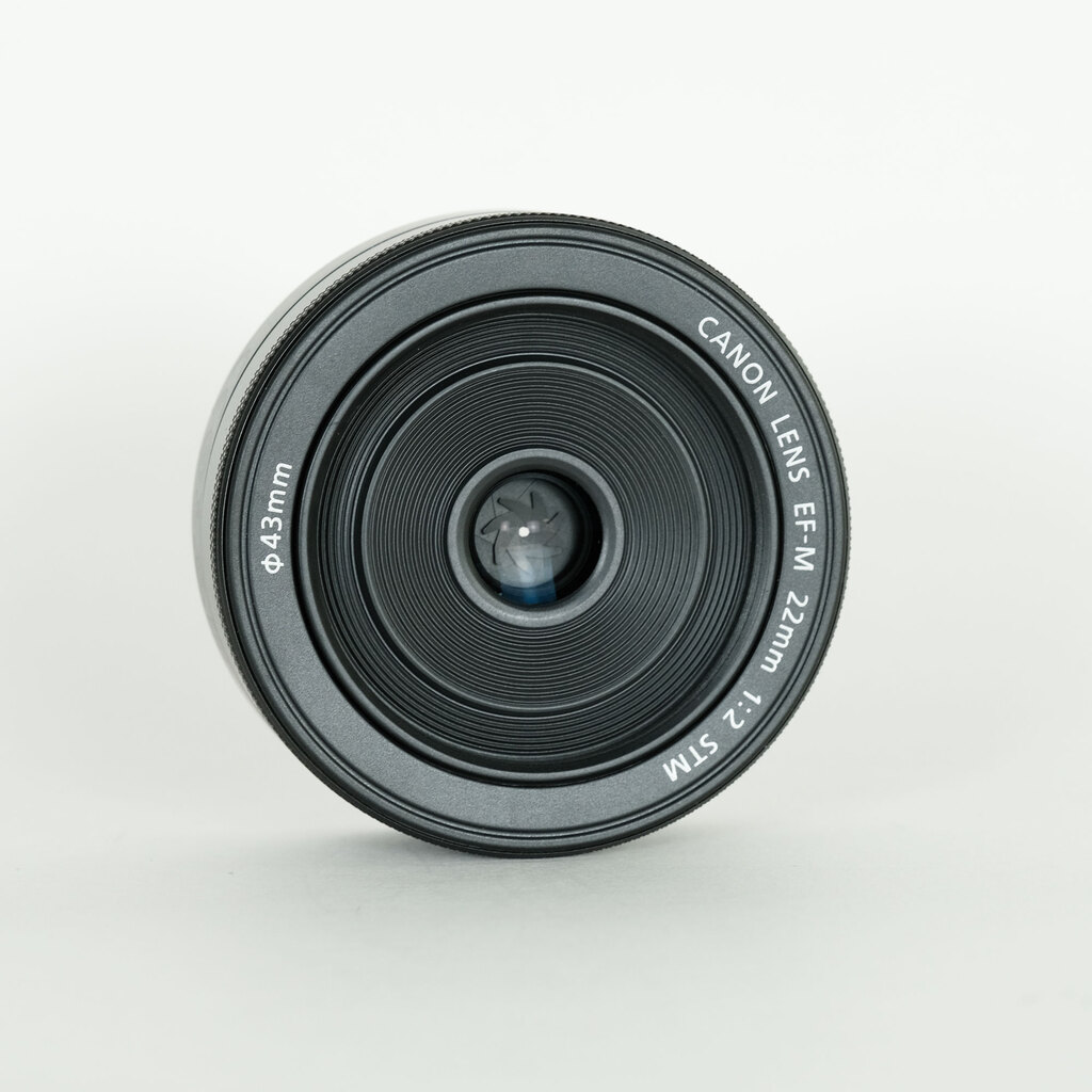 Canon EF-M22mm F2 STM
