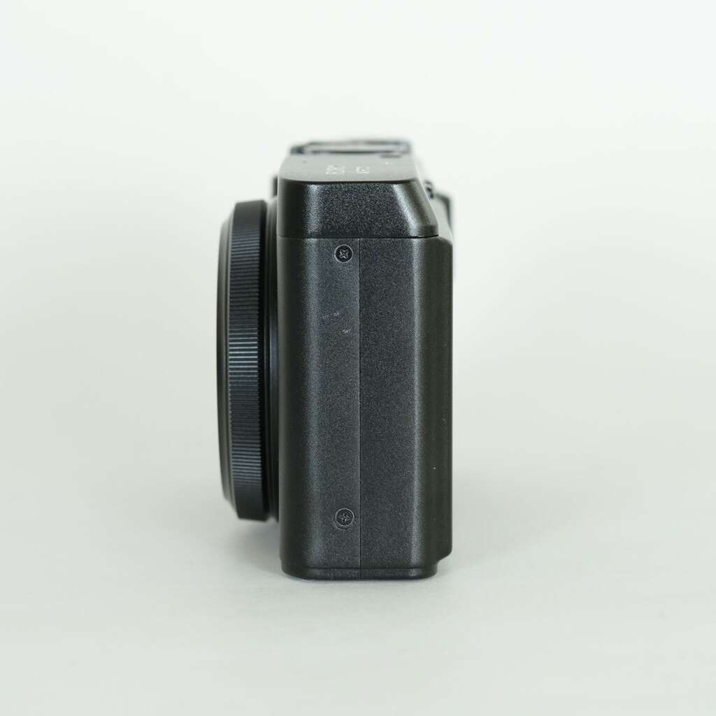 FUJIFILM XF10 ブラック