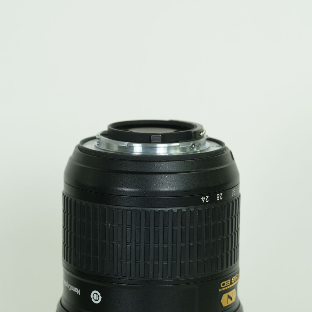 Nikon AF-S NIKKOR 24-70mm f/2.8G ED