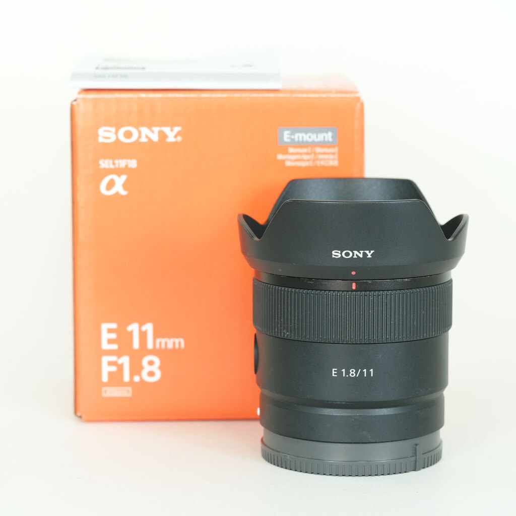 SONY E 11mm F1.8 SEL11F18