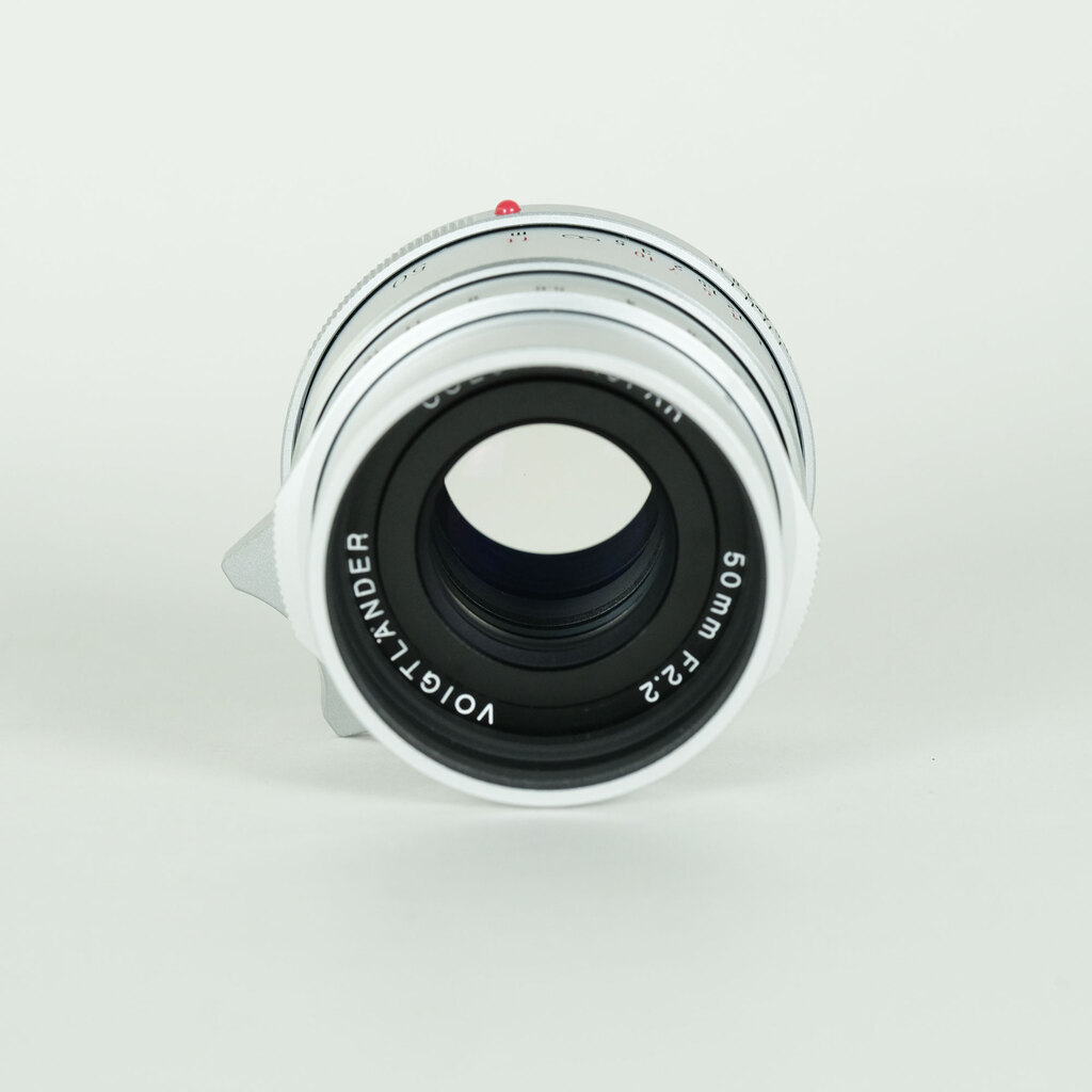 コシナ フォクトレンダー COLOR-SKOPAR 50mm F2.2 VM シルバー コシナ フォクトレンダー COLOR-SKOPAR 50mm F2.2 VM シルバー
