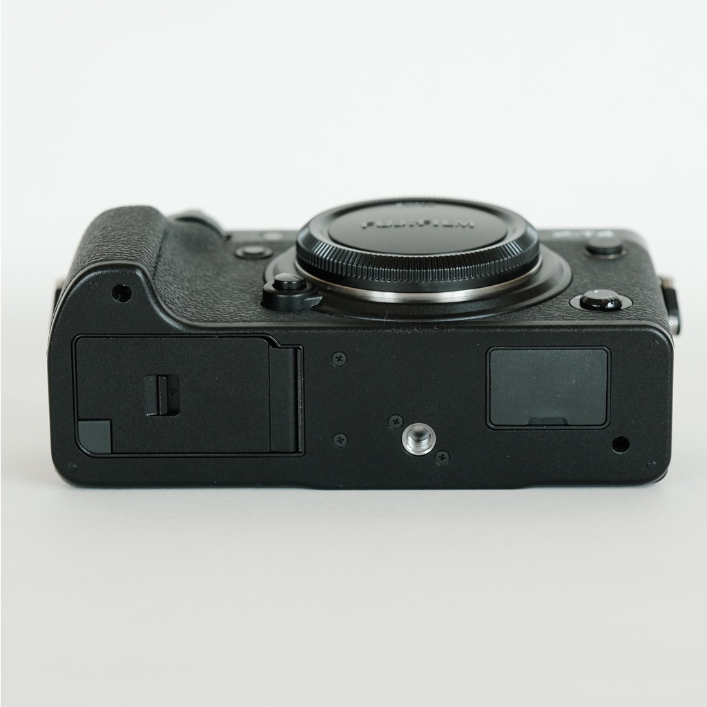 FUJIFILM X-T4